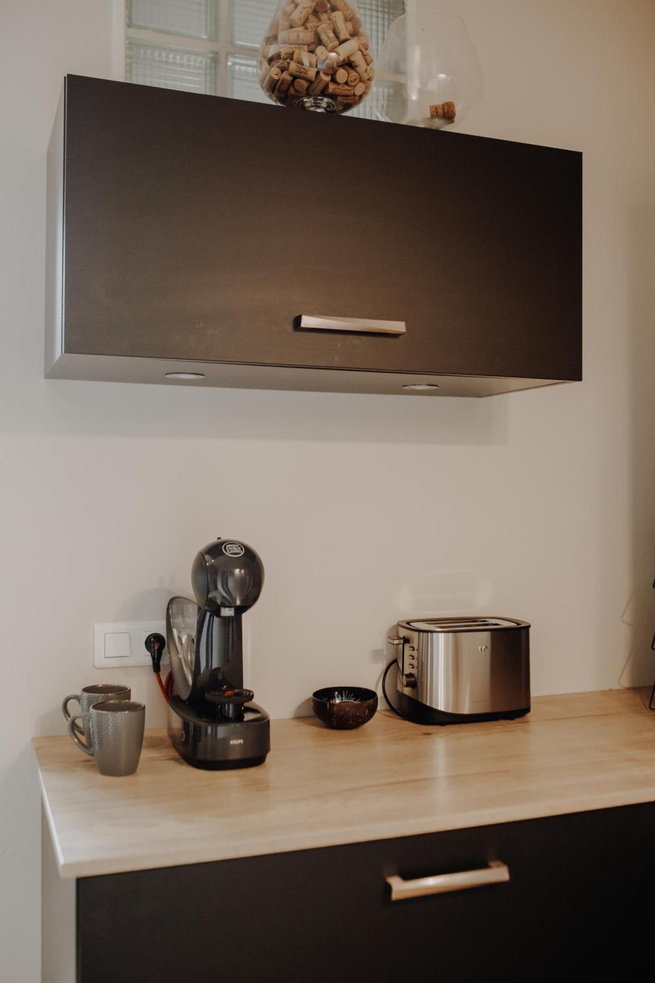 Superbe Appartement Renove - Salon De Provence מראה חיצוני תמונה